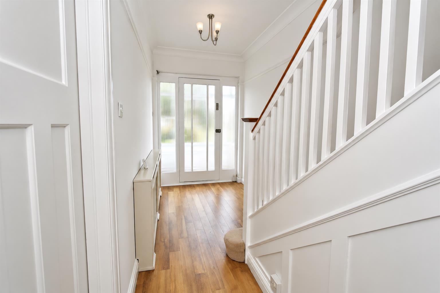 Redford Avenue, Wallington